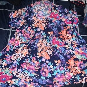 Short Sleeve Tunic Style Top